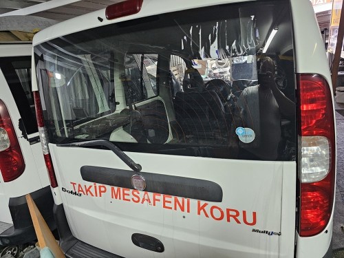 Fiat Doblo 2 çıkma arka bagaj kapağı