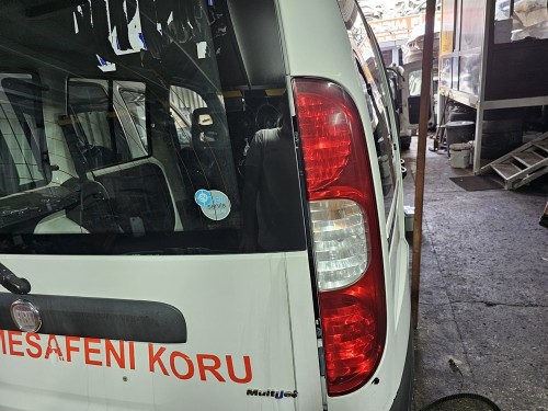 Fiat Doblo 2 çıkma sağ arka stop