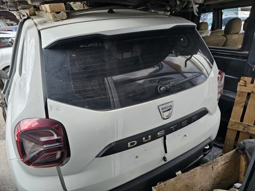 Dacia Duster çıkma bagaj kapağı